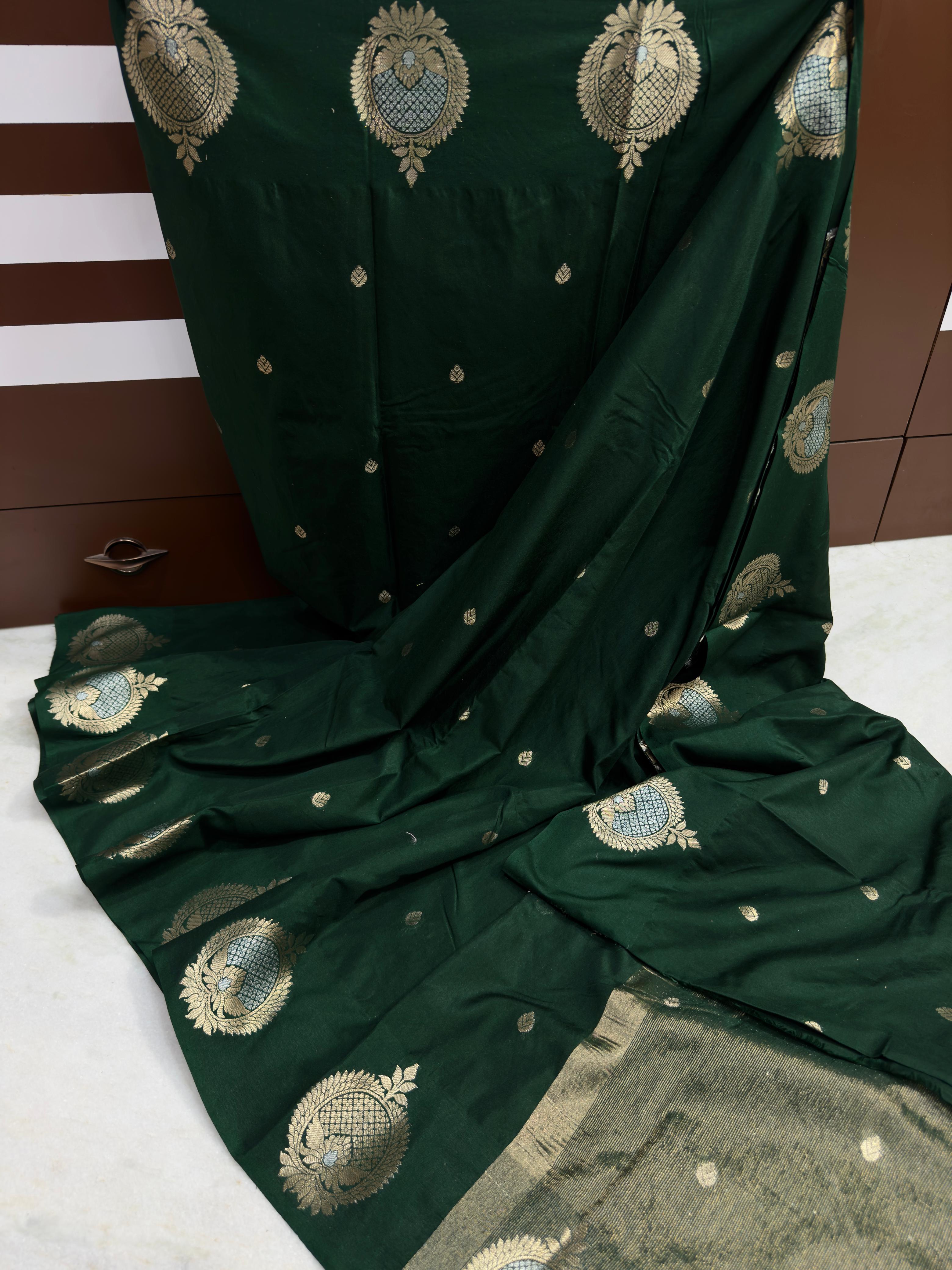 🦚 Royal Sapphire Banarasi Alfi Butta Saree 🦚