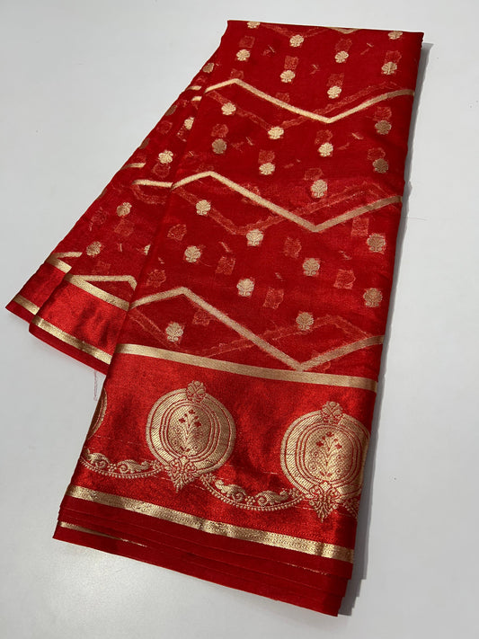 ✨ Handwoven Banarasi Dyeble Semi Katan Saree ✨