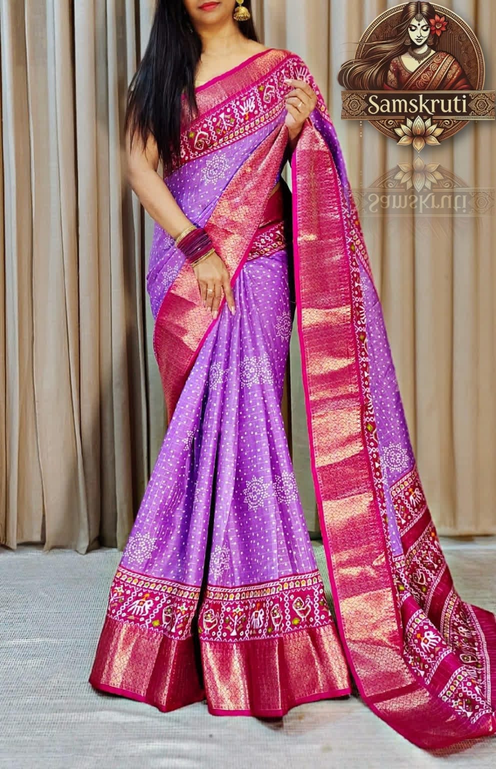 Royal Banarasi Bandhani Weave Saree ✨