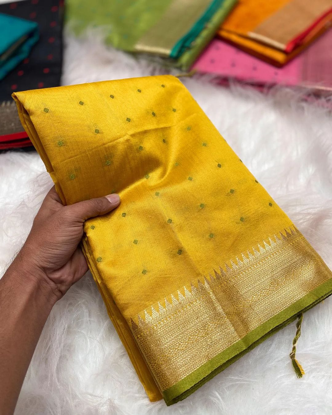 🌟 Timeless Elegance – Premium Tussar Silk Saree 🌟