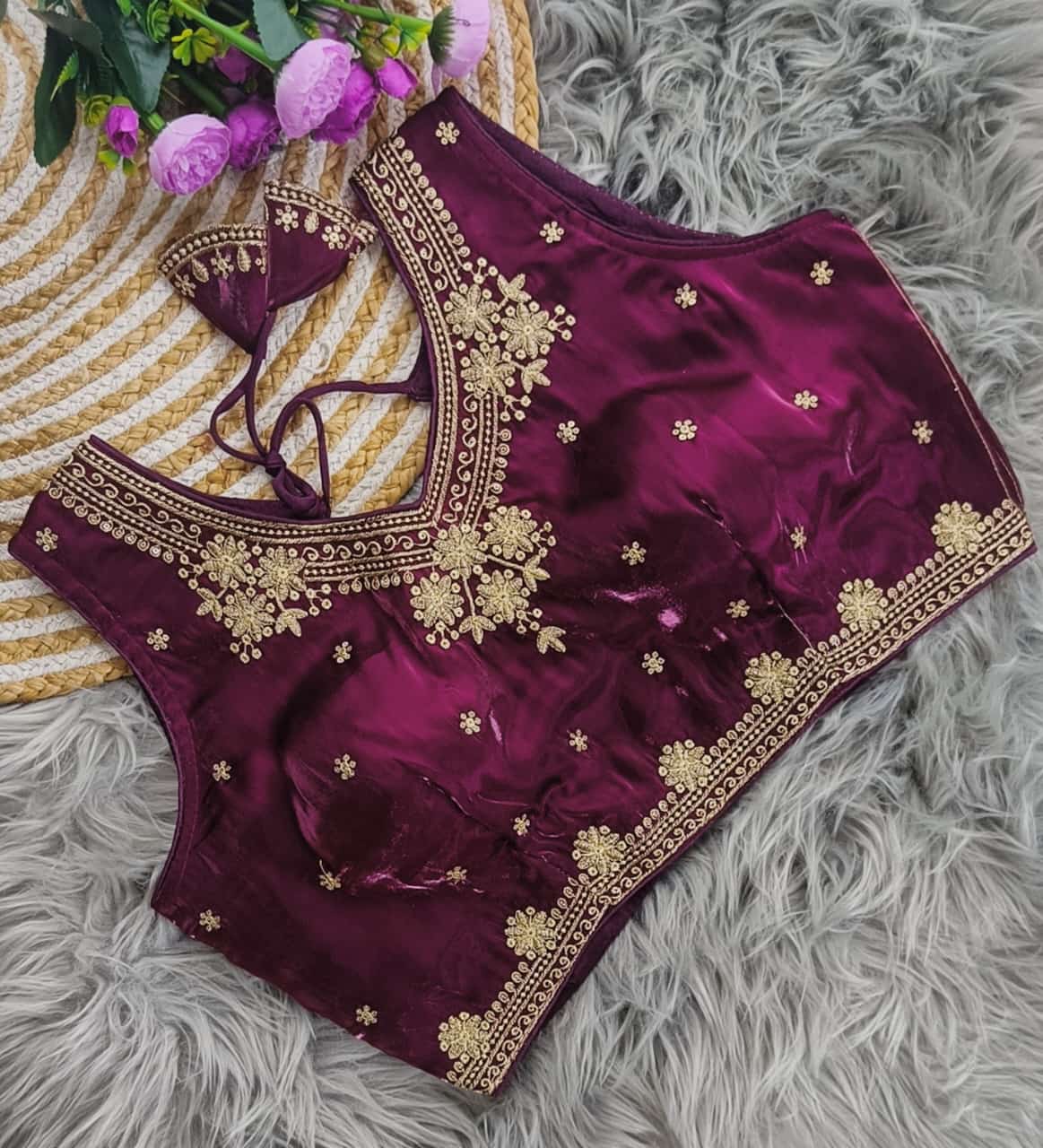 🌸 Regal Embroidered Designer Blouse 🌸