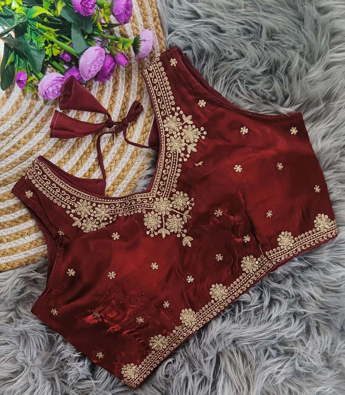 🌸 Regal Embroidered Designer Blouse 🌸