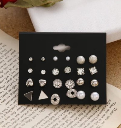 Golden Studs Set