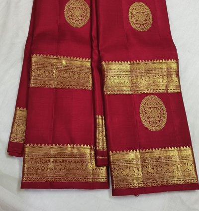 Maroon Majestic Kanjivaram Royalty